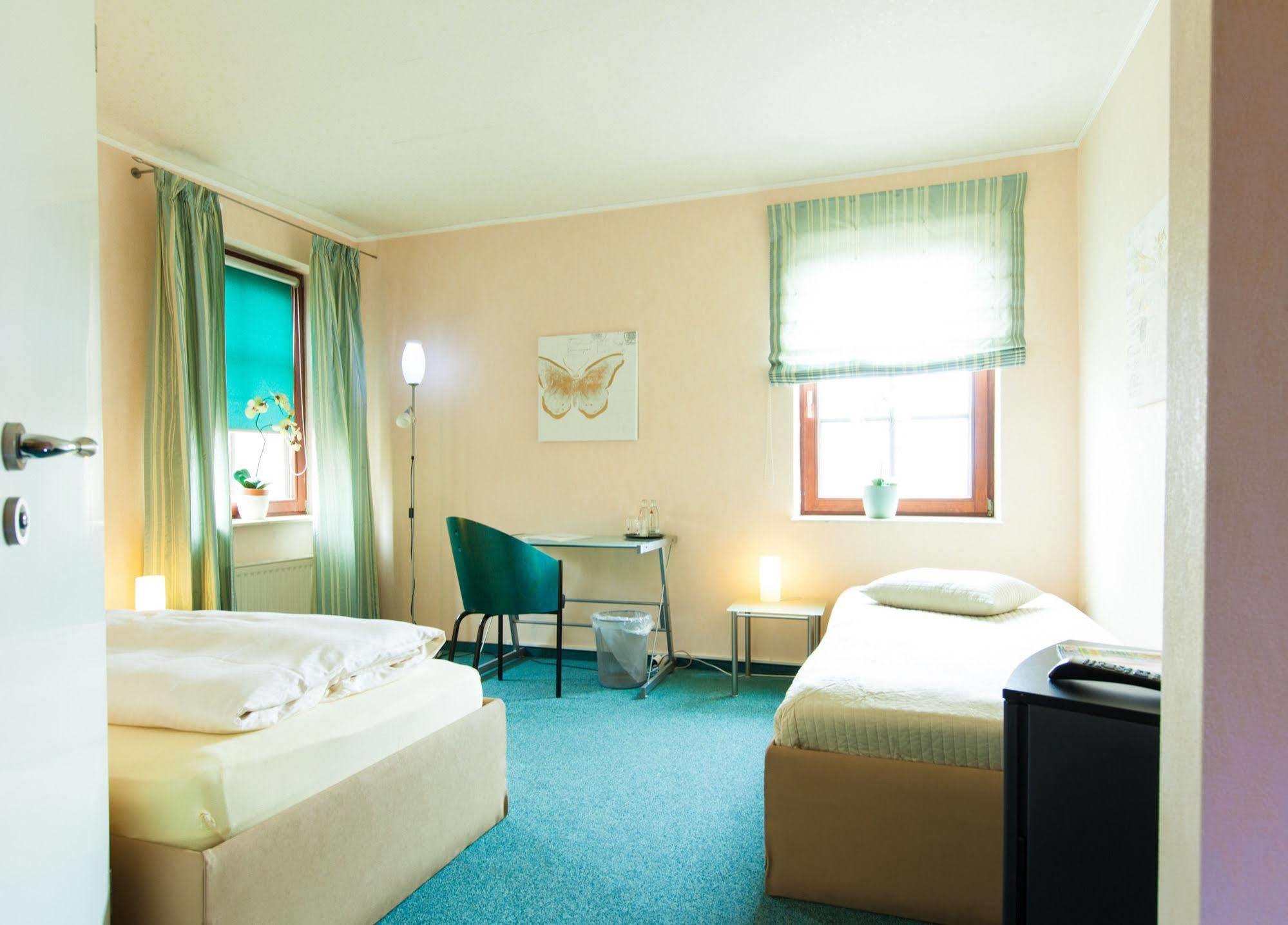 ברלין Garni-Hotel An Der Weide מראה חיצוני תמונה
